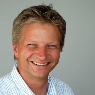 Dr. med. Frank Dörner: Allgemeinarzt, ehemaliger Geschäftsführer von „Ärzte ohne Grenzen“, Mitbegründer von „Sea Watch“.